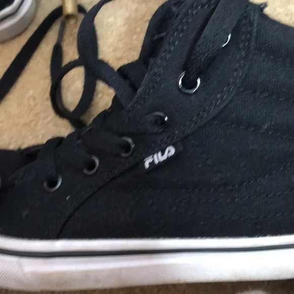 FILA high top kids shoes - Picture 2 of 7